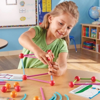 Exploradores GeoMakers STEM Learning Resources
