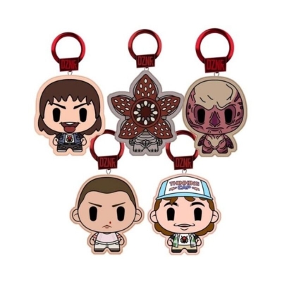 Stranger Things Figura con Clip Sorpresa