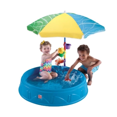 Piscina de Juegos con Paraguas